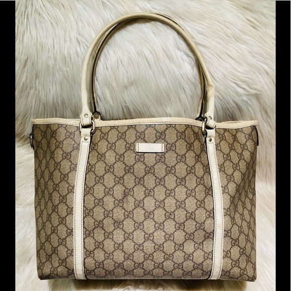 Gucci Handbags - Authentic Gucci Shoulder Bag   #9.5p